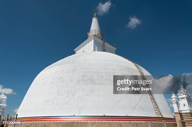 ruwanwelisaya or ruwanweli maha seya stupa, anuradhapura, sri lanka - theravada stock pictures, royalty-free photos & images