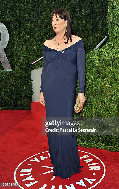 Actress Anjelica Huston arrives at the 2010 Vanity Fair Oscar Party hosted by Graydon Carter held at Sunset Tower on March 7, 2010 in West Hollywood,...