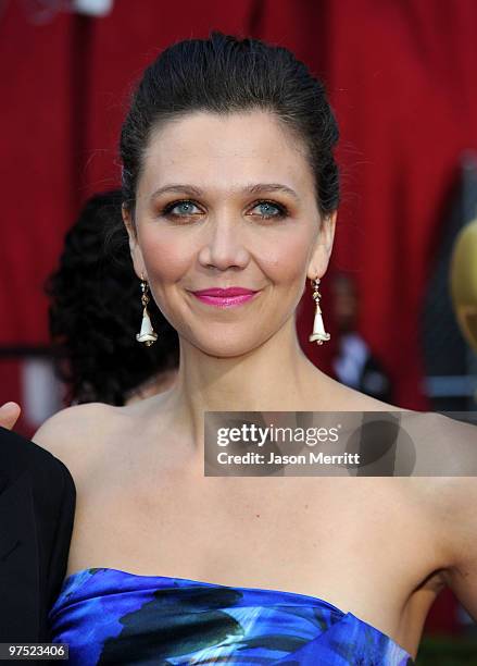 Actress Maggie Gyllenhaal arrives at the 82nd Annual Academy Awards held at Kodak Theatre on March 7, 2010 in Hollywood, California.