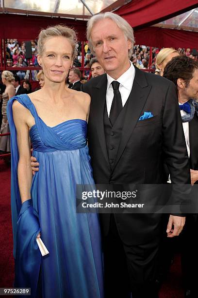 Director James Cameron and wife actress Suzy Amis arrives at the 82nd Annual Academy Awards held at Kodak Theatre on March 7, 2010 in Hollywood,...