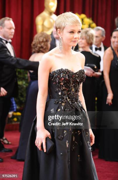 Actress Carey Mulligan arrives at the 82nd Annual Academy Awards held at the Kodak Theatre on March 7, 2010 in Hollywood, California.