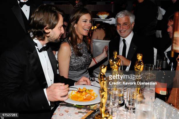 Screenwriter Mark Boal and director Kathryn Bigelow, winners of Best Original Screenplay, Best Picture and Best Director awards for "The Hurt...