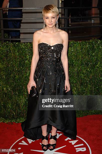 Actor Carey Mulligan arrives at the 2010 Vanity Fair Oscar Party hosted by Graydon Carter held at Sunset Tower on March 7, 2010 in West Hollywood,...