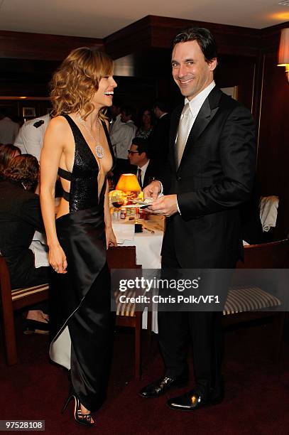 Actors Hilary Swank and Jon Hamm attend the 2010 Vanity Fair Oscar Party hosted by Graydon Carter at the Sunset Tower Hotel on March 7, 2010 in West...