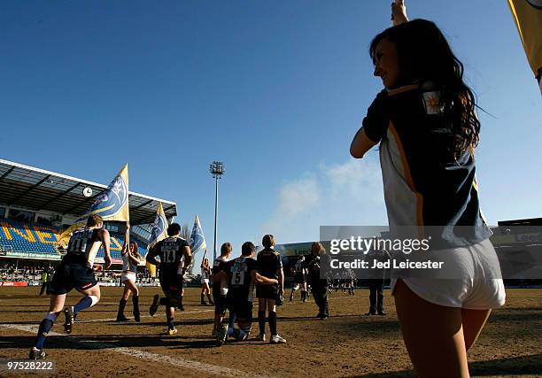 Leeds Carnegie dancer on the pitch watches the teams run on during the Guinness Premiership match between Leeds Carnegie and Saracens at Headingley...