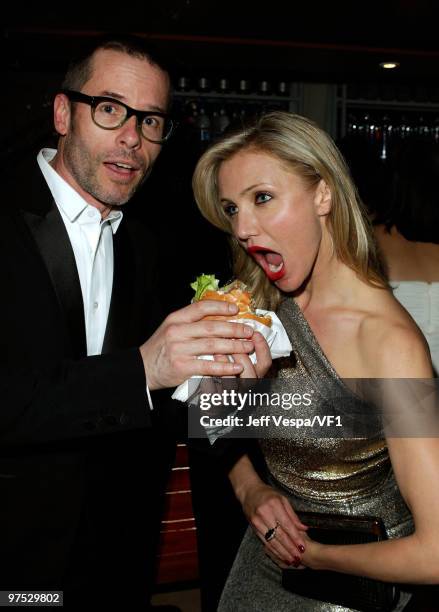 Actors Guy Pearce and Cameron Diaz attend the 2010 Vanity Fair Oscar Party hosted by Graydon Carter at the Sunset Tower Hotel on March 7, 2010 in...