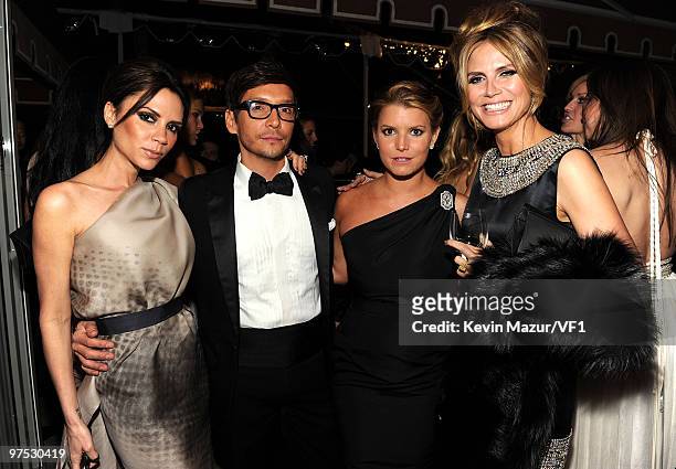 Victoria Beckham, Ken Paves, Jessica Simpson and Heidi Klum attends the 2010 Vanity Fair Oscar Party hosted by Graydon Carter at the Sunset Tower...