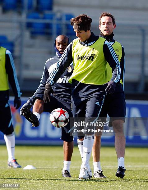 Kaka , Lassana Diarra and Christoph Metzelder in action during a training session at Valdebebas on March 8, 2010 in Madrid, Spain.