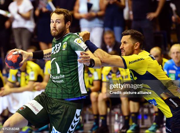 May 2018, Germany, Berlin: Handball: Bundesliga, Fuechse Berlin vs Rhein-Neckar Loewen at Max-Schmeling-Halle: Berlin's Steffen Faeth in action...