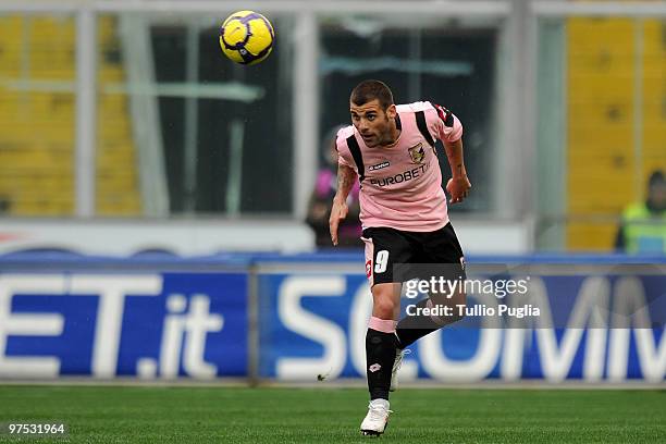 Antonio Nocerino of Palermo in action during the Serie A match between US Citta di Palermo and AS Livorno Calcio at Stadio Renzo Barbera on March 7,...