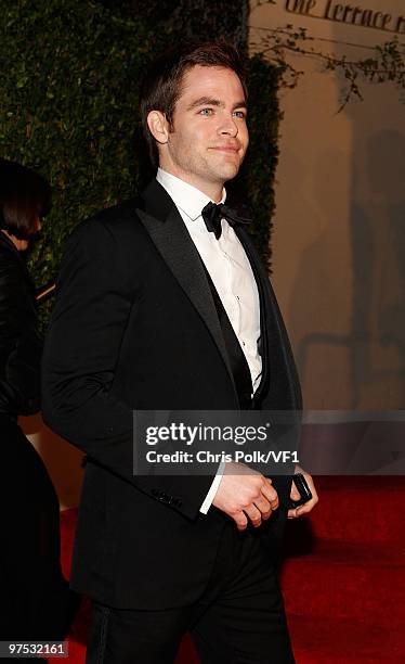 Actor Chris Pine attends the 2010 Vanity Fair Oscar Party hosted by Graydon Carter at the Sunset Tower Hotel on March 7, 2010 in West Hollywood,...