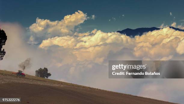 pulling back - pulling back stock pictures, royalty-free photos & images