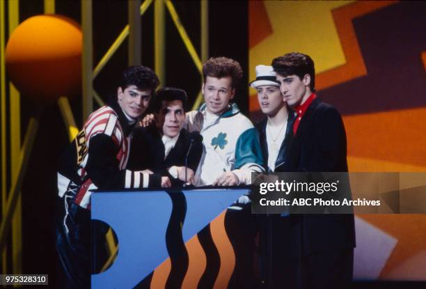 Los Angeles, CA Jordan Knight, Danny Wood, Donnie Wahlberg, Joey McIntyre, Jonathan Knight, New Kids On The Block receiving award on the 17th Annual...