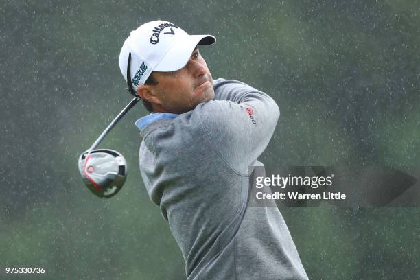 Kevin Kisner of the United States plays his shot from the sixth tee during the second round of the 2018 U.S. Open at Shinnecock Hills Golf Club on...