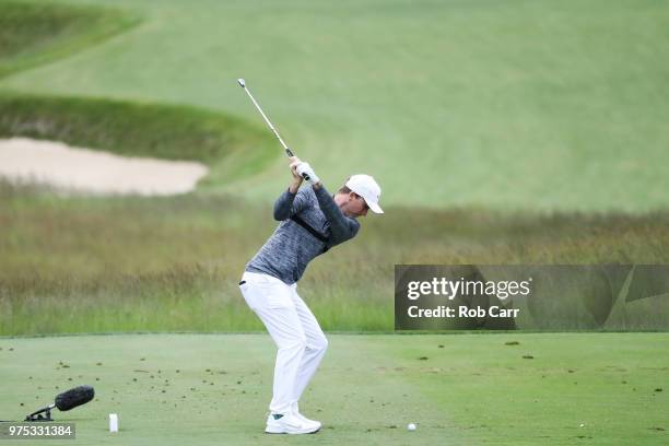 Russell Henley of the United States plays his shot from the 17th tee during the second round of the 2018 U.S. Open at Shinnecock Hills Golf Club on...