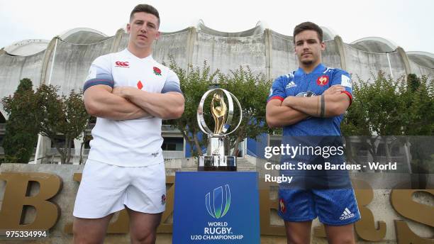 England U20 rugby captain Ben Curry and France U20 rugby captain Arthur Coville pose with the Trophy during the World Rugby via Getty Images U20...