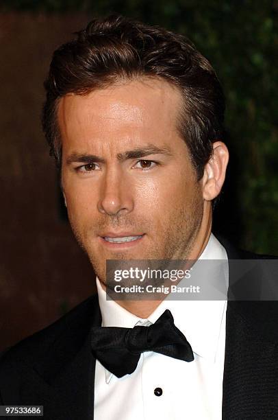 Actor Ryan Reynolds arrives at the 2010 Vanity Fair Oscar Party hosted by Graydon Carter held at Sunset Tower on March 7, 2010 in West Hollywood,...