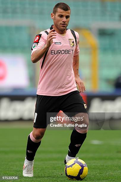 Antonio Nocerino of Palermo in action during the Serie A match between US Citta di Palermo and AS Livorno Calcio at Stadio Renzo Barbera on March 7,...