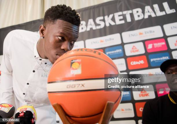 May 2018, Germany, Brunswick: NBA star and German basketball national player Dennis Schroeder arrives at a press conference at a hotel. Germany faces...