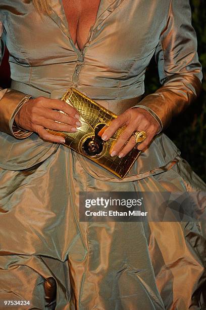 Actress Suzanne Somers arrives at the 2010 Vanity Fair Oscar Party hosted by Graydon Carter held at Sunset Tower on March 7, 2010 in West Hollywood,...