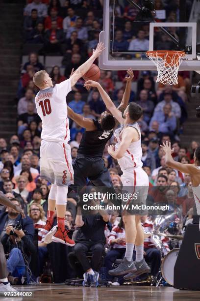 Playoffs: Arizona Lauri Markkanen in action vs Xavier at SAP Center. San Jose, CA 3/23/2017 CREDIT: John W. McDonough