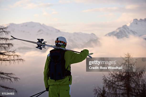 portrait of a male skier - ross woodhall stock-fotos und bilder