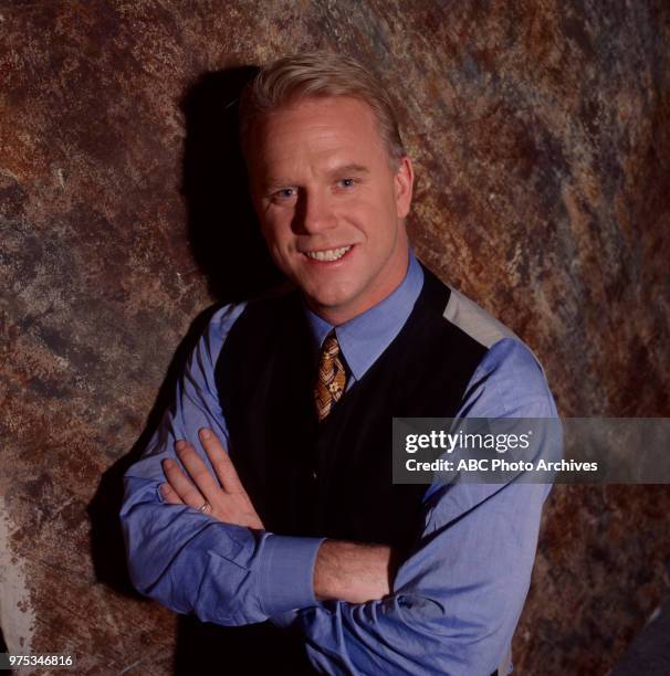 Boomer Esiason promotional photo.