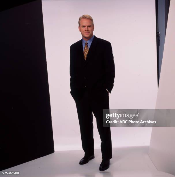 Boomer Esiason promotional photo.