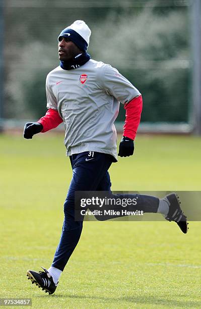 Arsenal defender Sol Campbell warms during an Arsenal training session in preparation for the Champions League second leg match between Arsenal and...