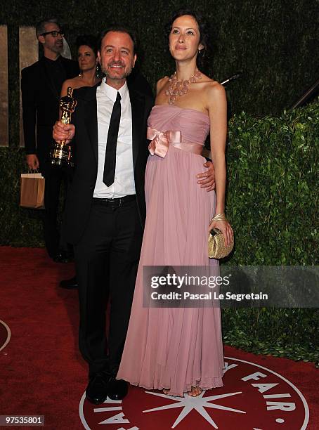 Producer Fisher Stevens arrives at the 2010 Vanity Fair Oscar Party hosted by Graydon Carter held at Sunset Tower on March 7, 2010 in West Hollywood,...