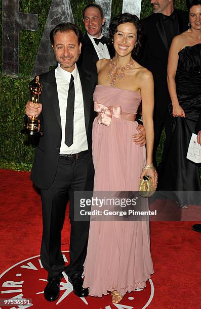 Fisher Stevens and guest arrive at the 2010 Vanity Fair Oscar Party hosted by Graydon Carter held at Sunset Tower on March 7, 2010 in West Hollywood,...