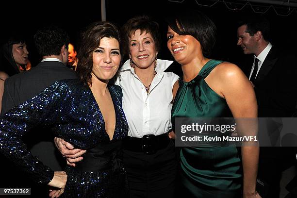 Marisa Tomei and Jane Fonda attends the 2010 Vanity Fair Oscar Party hosted by Graydon Carter at the Sunset Tower Hotel on March 7, 2010 in West...