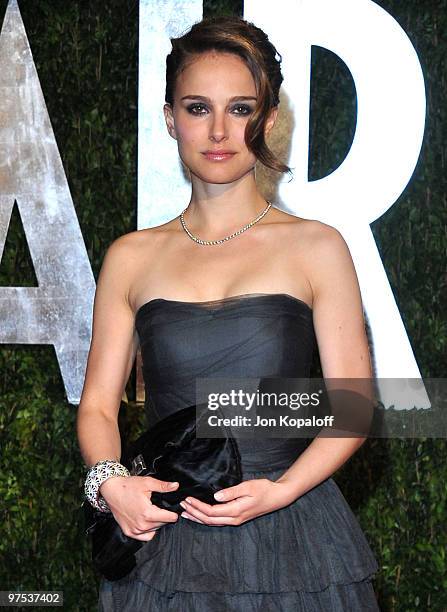 Actress Natalie Portman arrives at the 2010 Vanity Fair Oscar Party held at Sunset Tower on March 7, 2010 in West Hollywood, California.