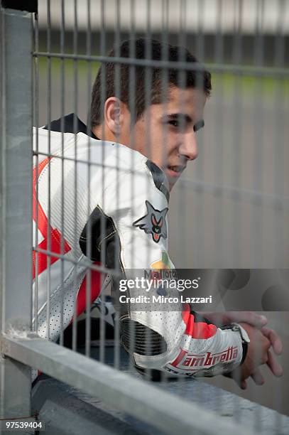 Luis Salom of Spain and Lambretta Reparto Corse looks on in pit wall during the second day of testing at Circuito de Jerez on March 7, 2010 in Jerez...