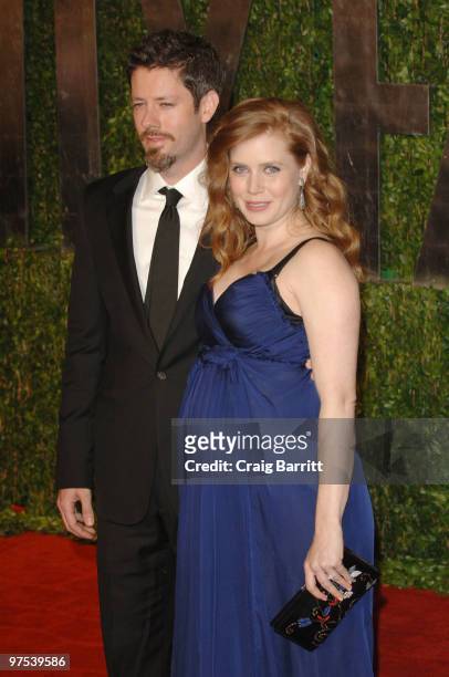 Darren Le Gallo and Amy Adams arrive at the 2010 Vanity Fair Oscar Party hosted by Graydon Carter held at Sunset Tower on March 7, 2010 in West...
