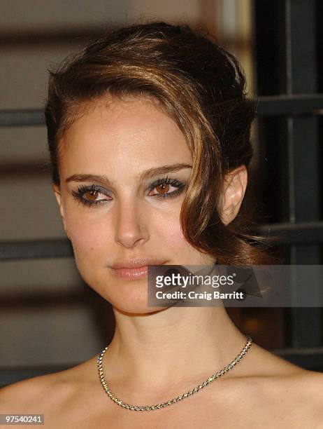 Natalie Portman arrives at the 2010 Vanity Fair Oscar Party hosted by Graydon Carter held at Sunset Tower on March 7, 2010 in West Hollywood,...