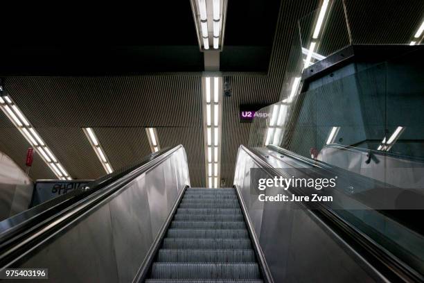 u-bahn - ubahn station stock pictures, royalty-free photos & images