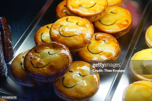 pie face - pie face stock pictures, royalty-free photos & images