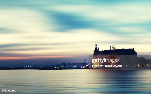 haydarpasa train station - haydarpasa stock-fotos und bilder