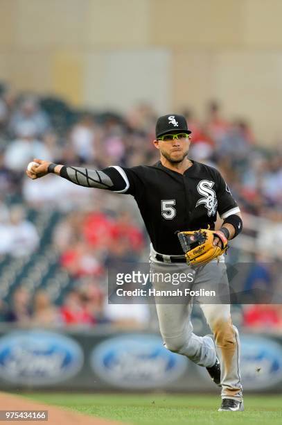 Yolmer Sanchez of the Chicago White Sox makes a play at third base against the Minnesota Twins during game two of a doubleheader on June 5, 2018 at...
