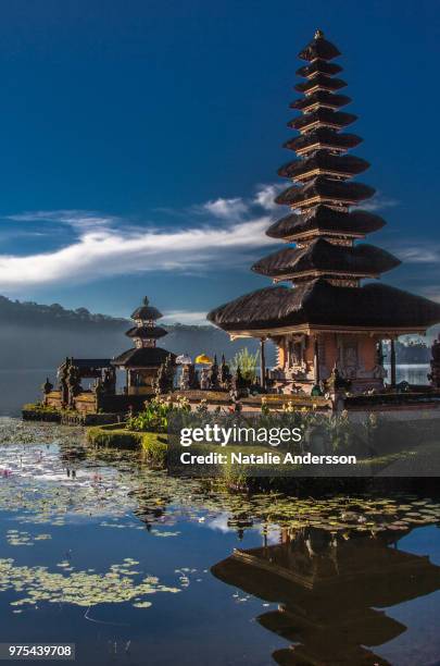 View Danau 366 Danau Stock Photos, High-Res Pictures, and Images - Getty Images