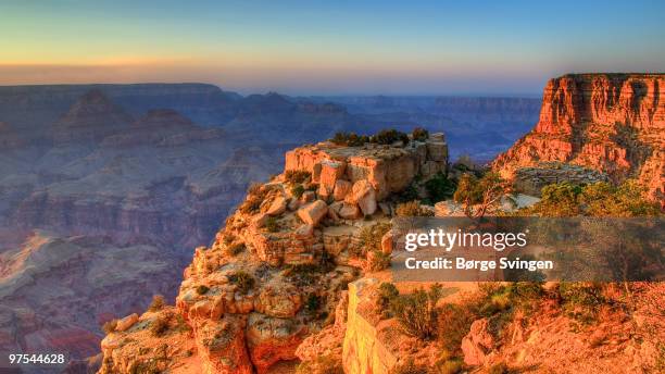 evening sun in the grand canyon - fluss colorado river stock-fotos und bilder