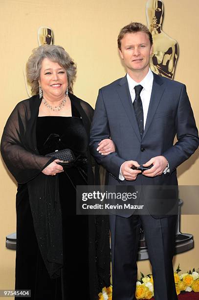 Actress Kathy Bates and guest arrive at the 82nd Annual Academy Awards at the Kodak Theatre on March 7, 2010 in Hollywood, California.
