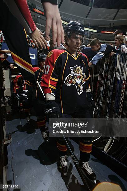 David Booth of the Florida Panthers is greeted by fans prior to the start of the game against the Philadelphia Flyers at the BankAtlantic Center on...
