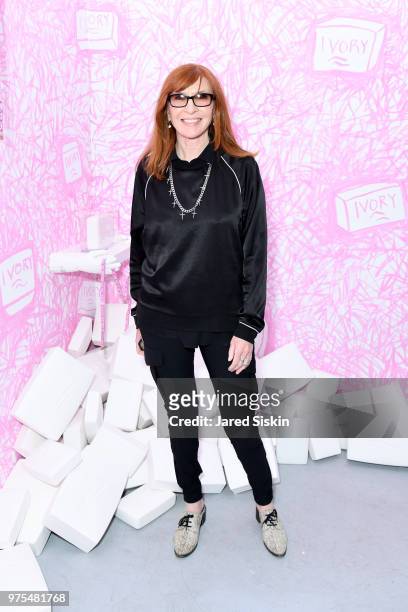 Nicole Miller attends Rachel Lee Hovnanian "The Women's Trilogy Project" Park 3: PURE at Leila Heller Gallery on June 7, 2018 in New York City.