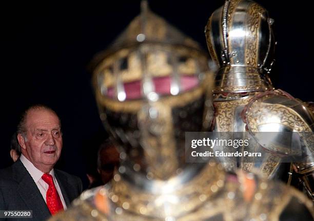 King Juan Carlos I visits 'El arte del poder' exhibition at El Prado Museum on March 8, 2010 in Madrid, Spain.