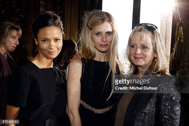 Thandie Newton, Laura Bailey and Twiggy attend the Stella McCartney Ready to Wear show as part of the Paris Womenswear Fashion Week Fall/Winter 2011...