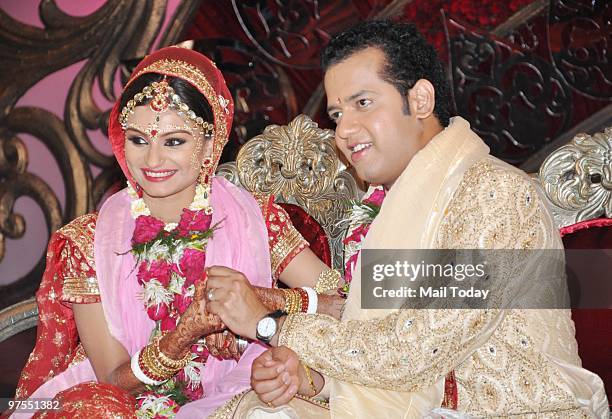 Rahul Mahajan with his wife Dimpy Ganguly at the final day of the reality show Rahul Dulhania Le Jayenge in Mumbai on March 6, 2010.