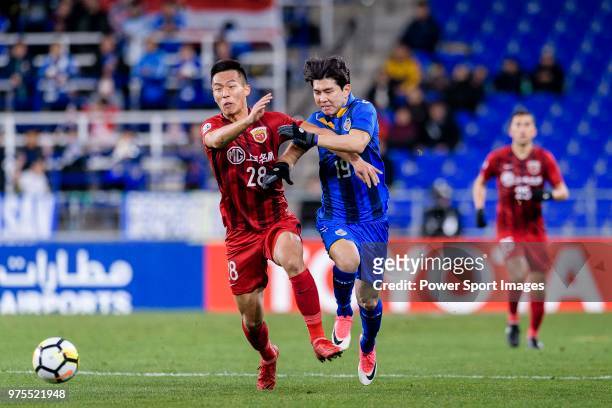 Shanghai FC Defender He Guan fights for the ball with Ulsan Forward Kim Seung-Jun during the AFC Champions League 2018 Group Stage F Match Day 4...