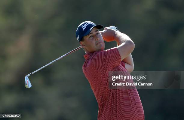 Michael Putnam of the United States plays his tee shot on the sixth hole during the first round of the 2018 US Open at Shinnecock Hills Golf Club on...